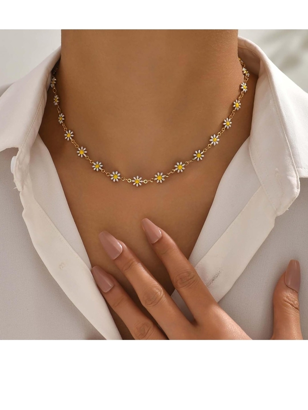 Daisy Link Choker Necklace - Gold and White